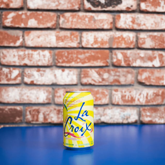 La Croix.
